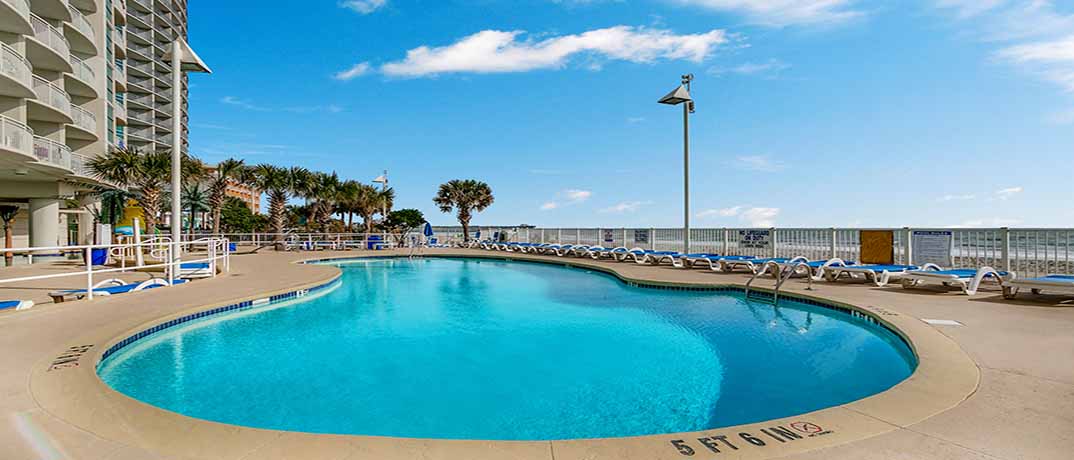 Oceanfront outdoor pool