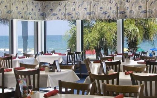 Beachfront Dining in Myrtle Beach