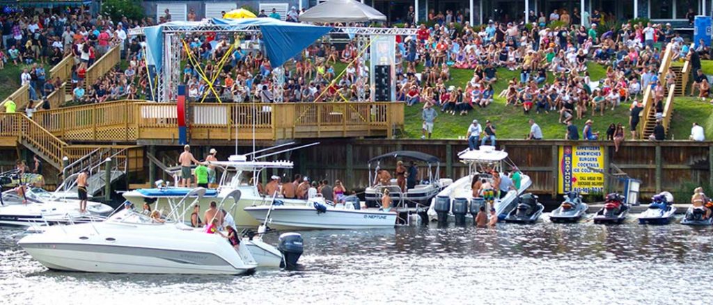 The Landing at the Boathouse
