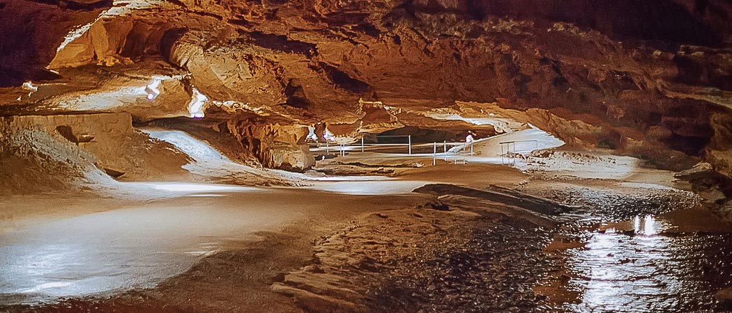 Tuckaleechee Caverns in Tennessee